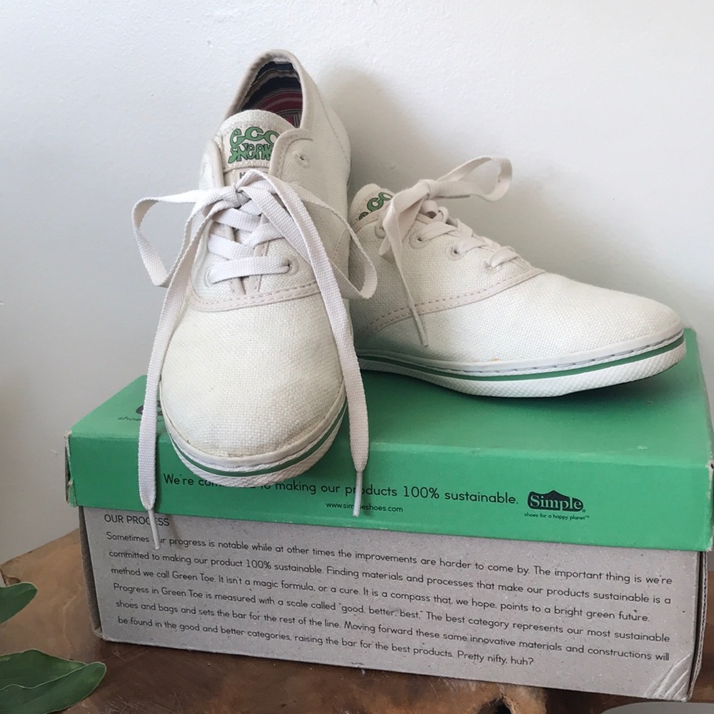Brand new Simple vegan hemp shoes. Size 8.5.